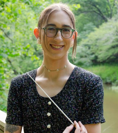 Annie Roncolato headshot Cropped 2